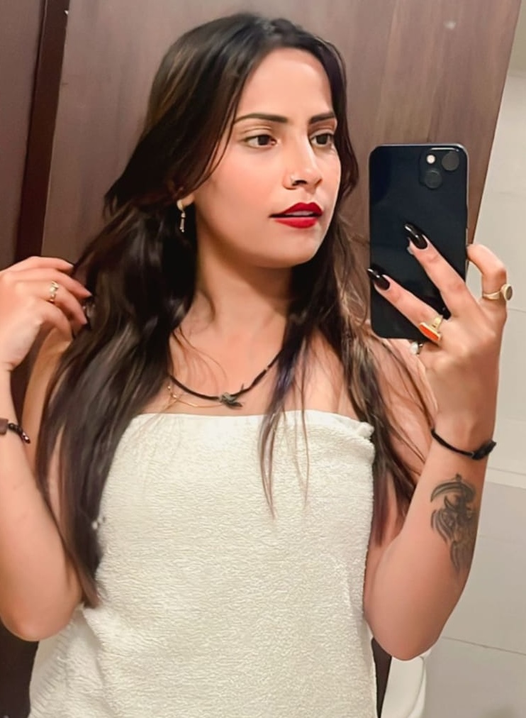 Hansini pune escorts